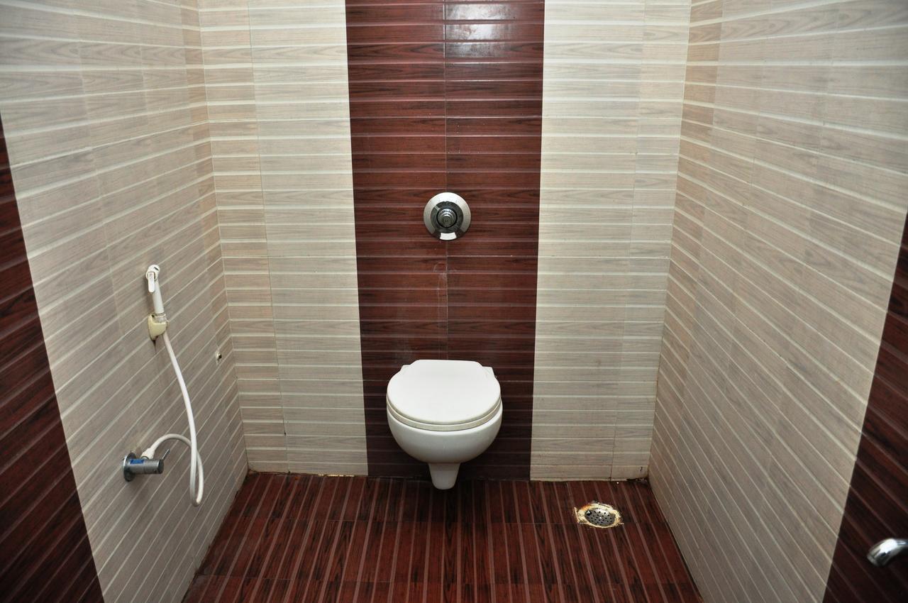 Aastha Hotel Rourkela Екстериор снимка