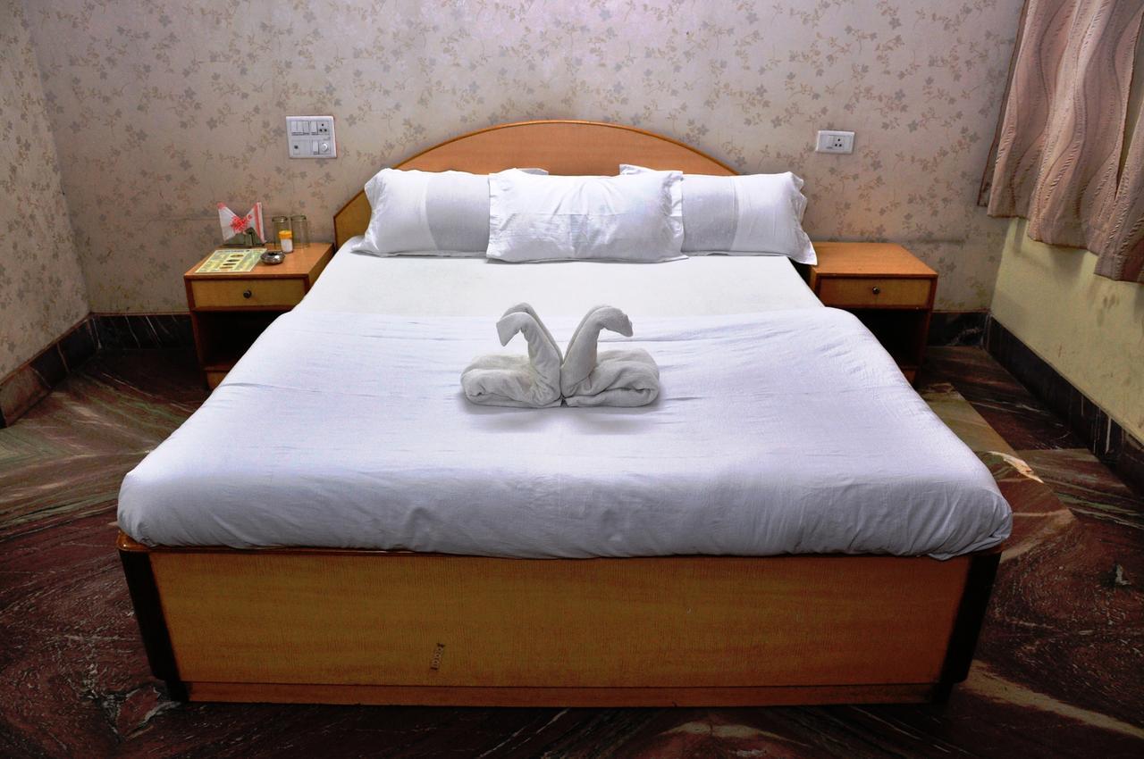Aastha Hotel Rourkela Екстериор снимка